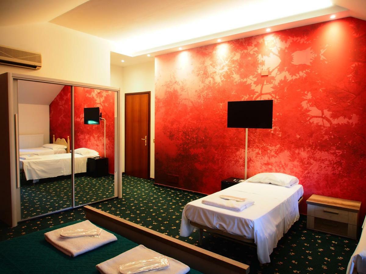 Hotel Parco Fola Albinea Экстерьер фото