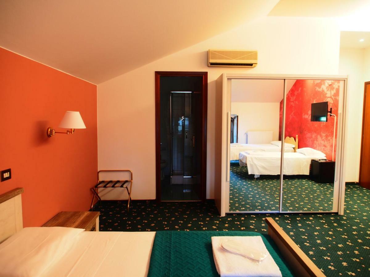 Hotel Parco Fola Albinea Экстерьер фото